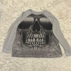 Skully skull long sleeve tee size XL